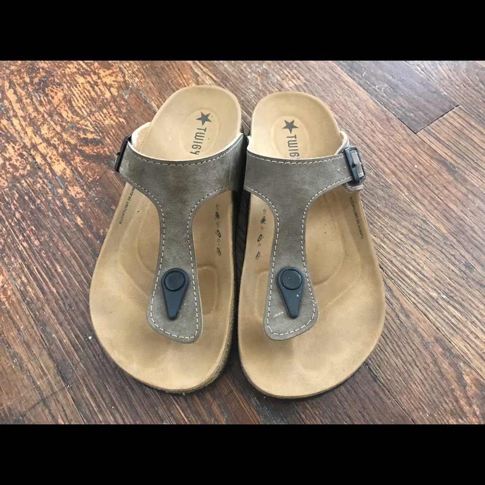 Twigy slippers